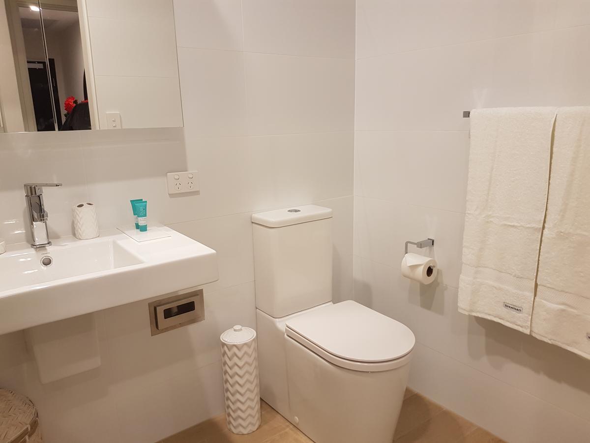 Arena Luxury Beachfront Apartment Newcastle Kültér fotó