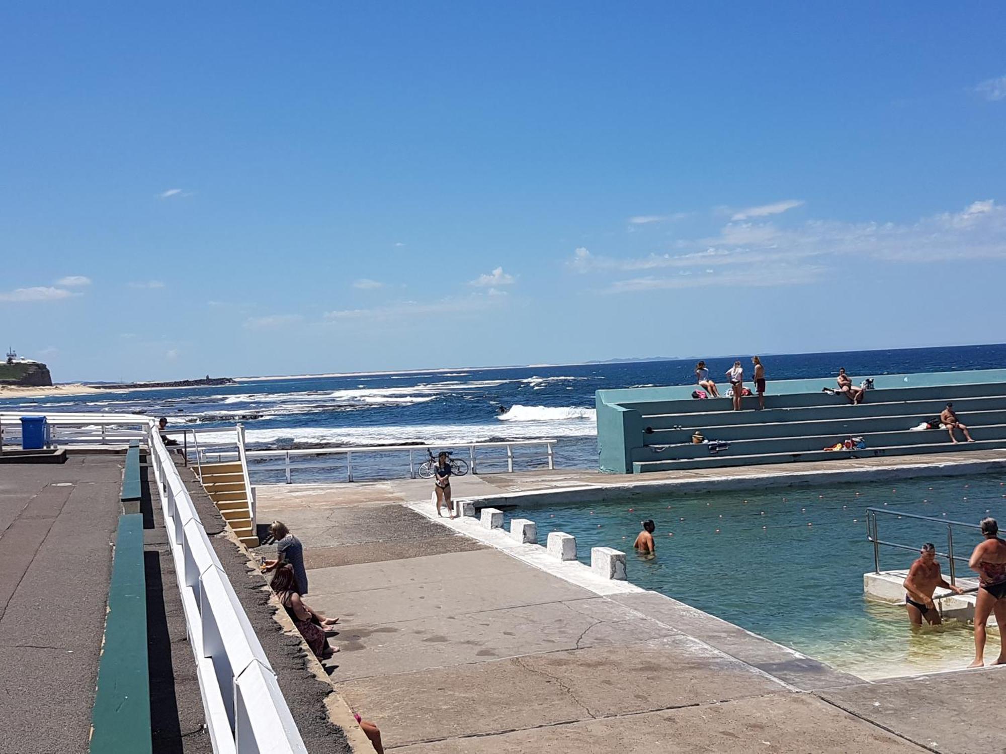 Arena Luxury Beachfront Apartment Newcastle Kültér fotó
